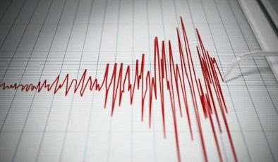 Son dakika: Akdeniz’de peş peşe depremler! Bu kez Antalya sallandı…