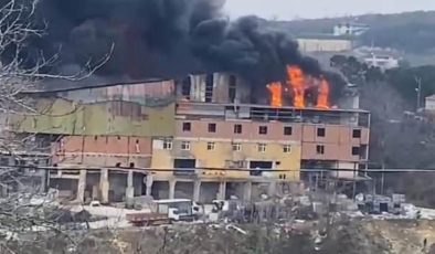 Beykoz’da fabrika yangını: Çok sayıda ekip bölgede!