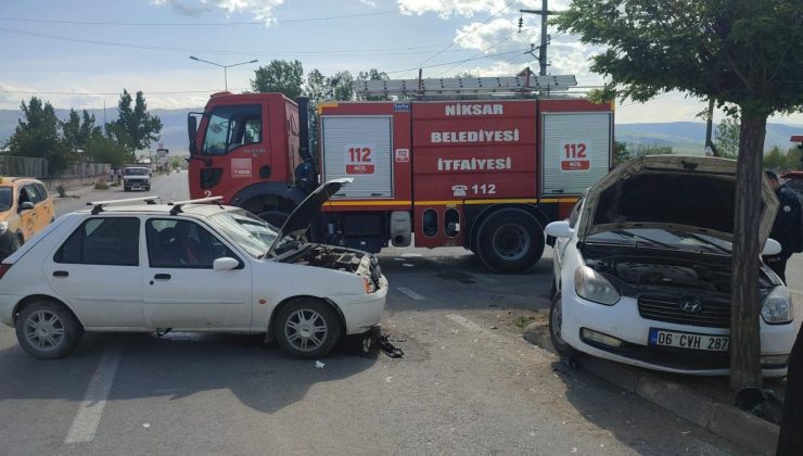 Tokat’ta iki otomobilin çarpıştığı kazada 4 kişi yaralandı